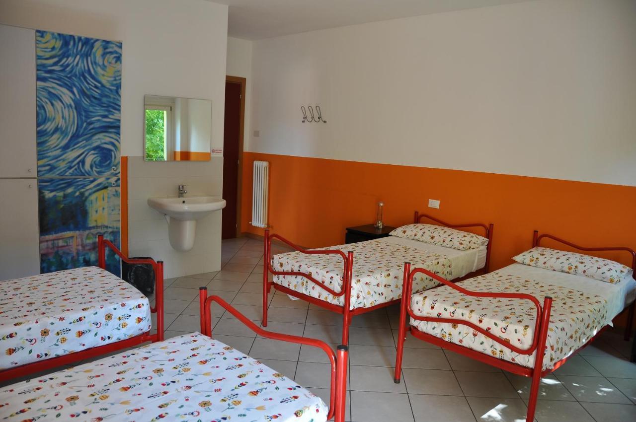 Ostello Residenza Molinatto Oggiono Экстерьер фото