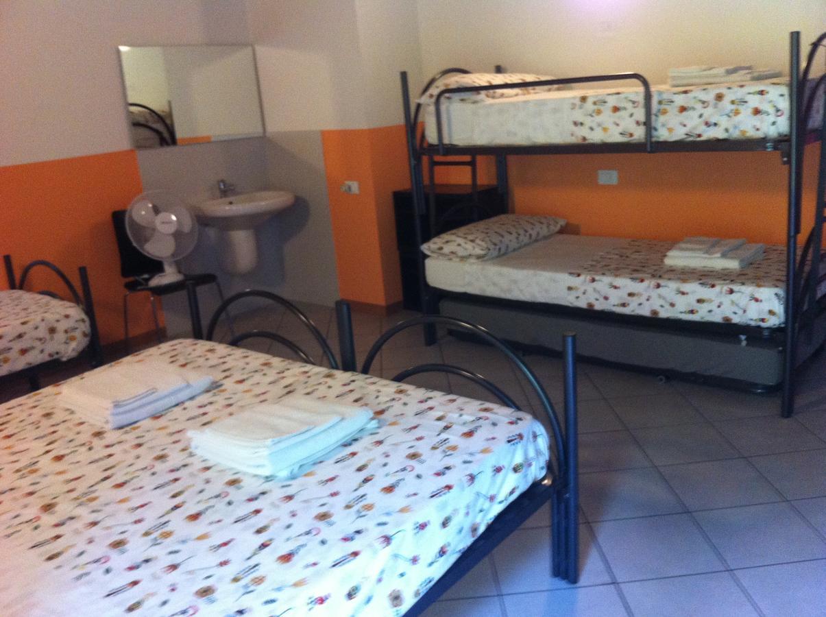 Ostello Residenza Molinatto Oggiono Экстерьер фото